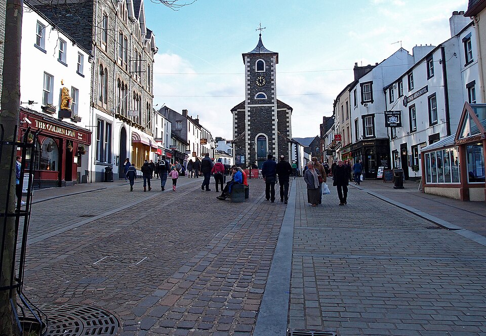 Keswick_Market_Square_-_geograph.org_.uk_-_3459531